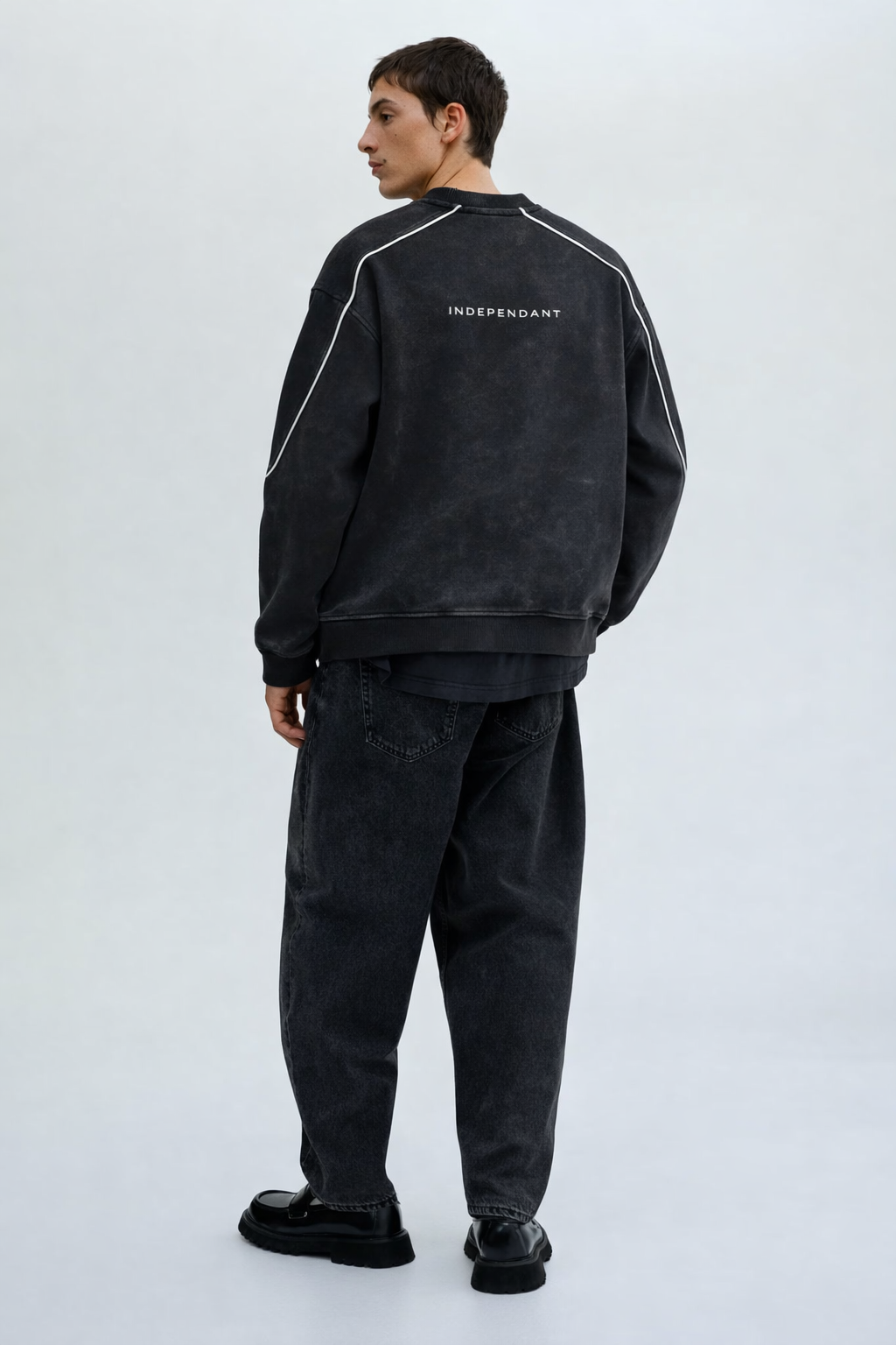 Crewneck “INDÉPENDANT”